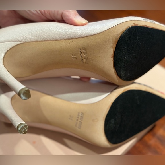 ⭐️Host Pick⭐️ Never worn Authentic Miu Miu pumps sz 38 - Picture 7 of 8